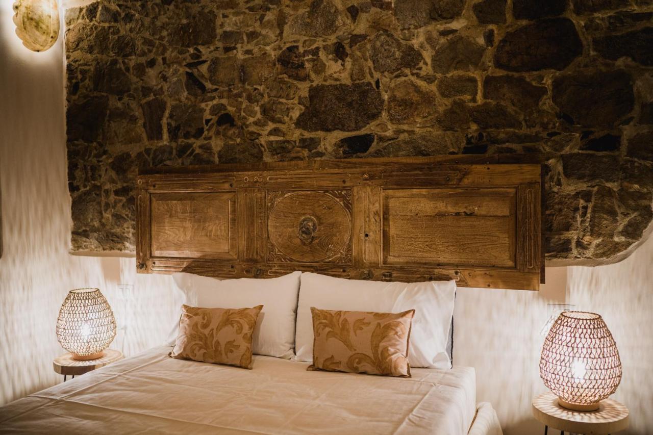 Moon'S Tower Suite&Rooms Portoscuso Exterior foto