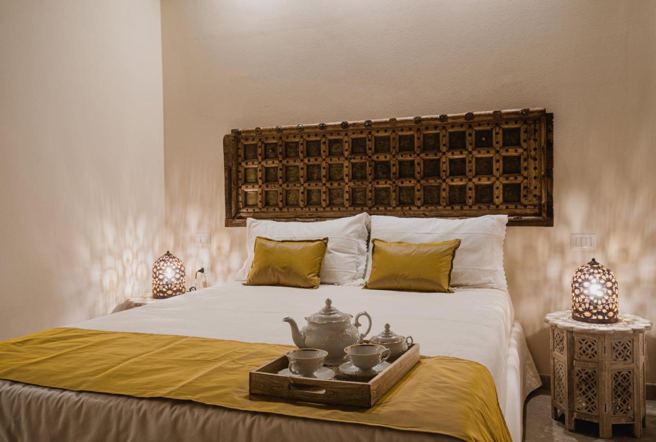 Moon'S Tower Suite&Rooms Portoscuso Exterior foto