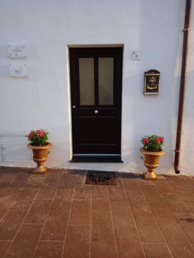 Moon'S Tower Suite&Rooms Portoscuso Exterior foto